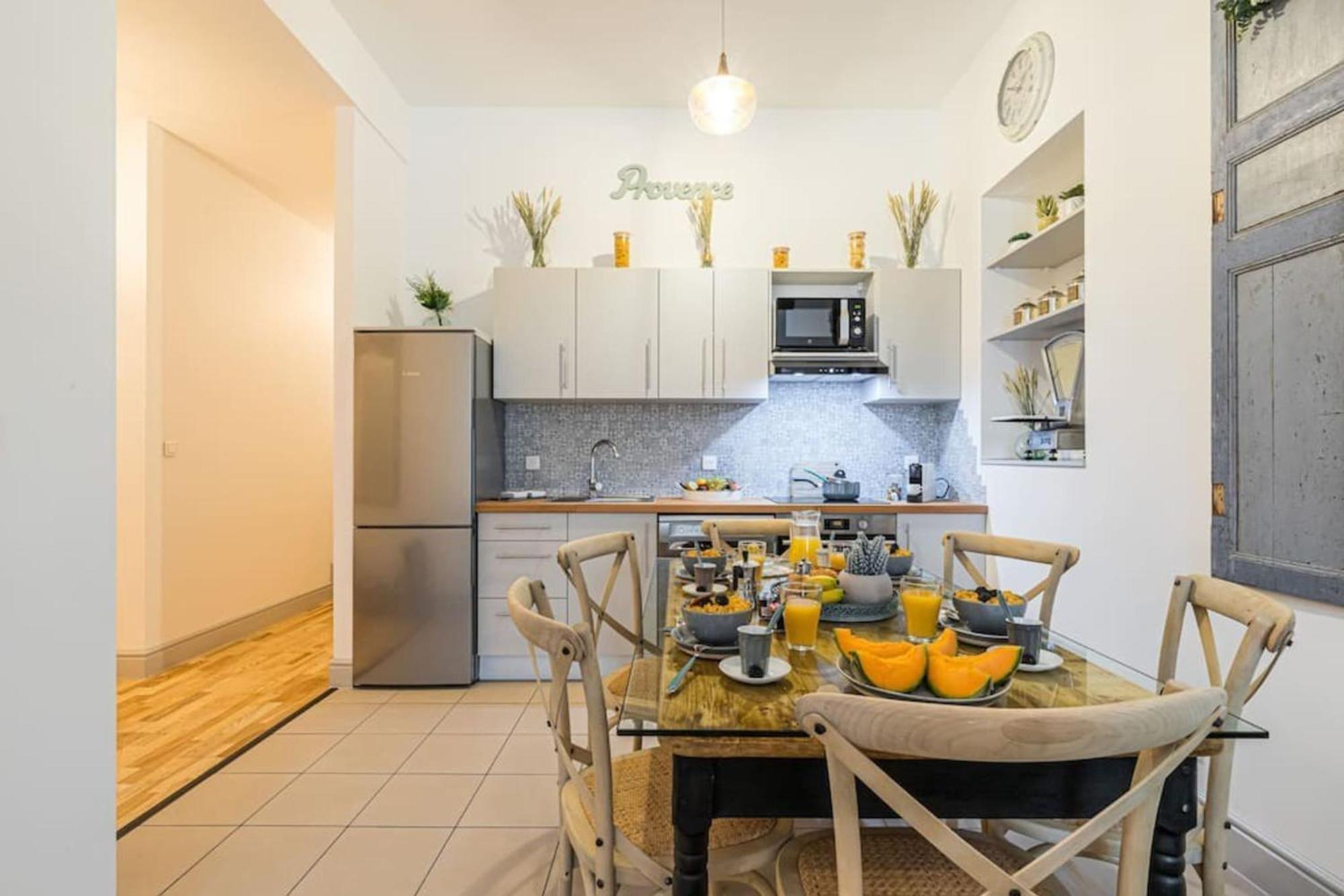 Gallieni - Superb & Unique In Center Appartement *